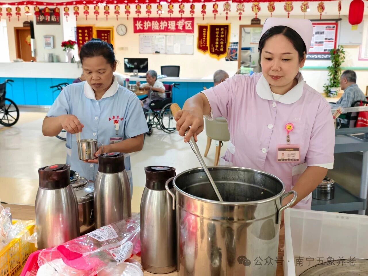 1761919215356484.jpg 04.jpg